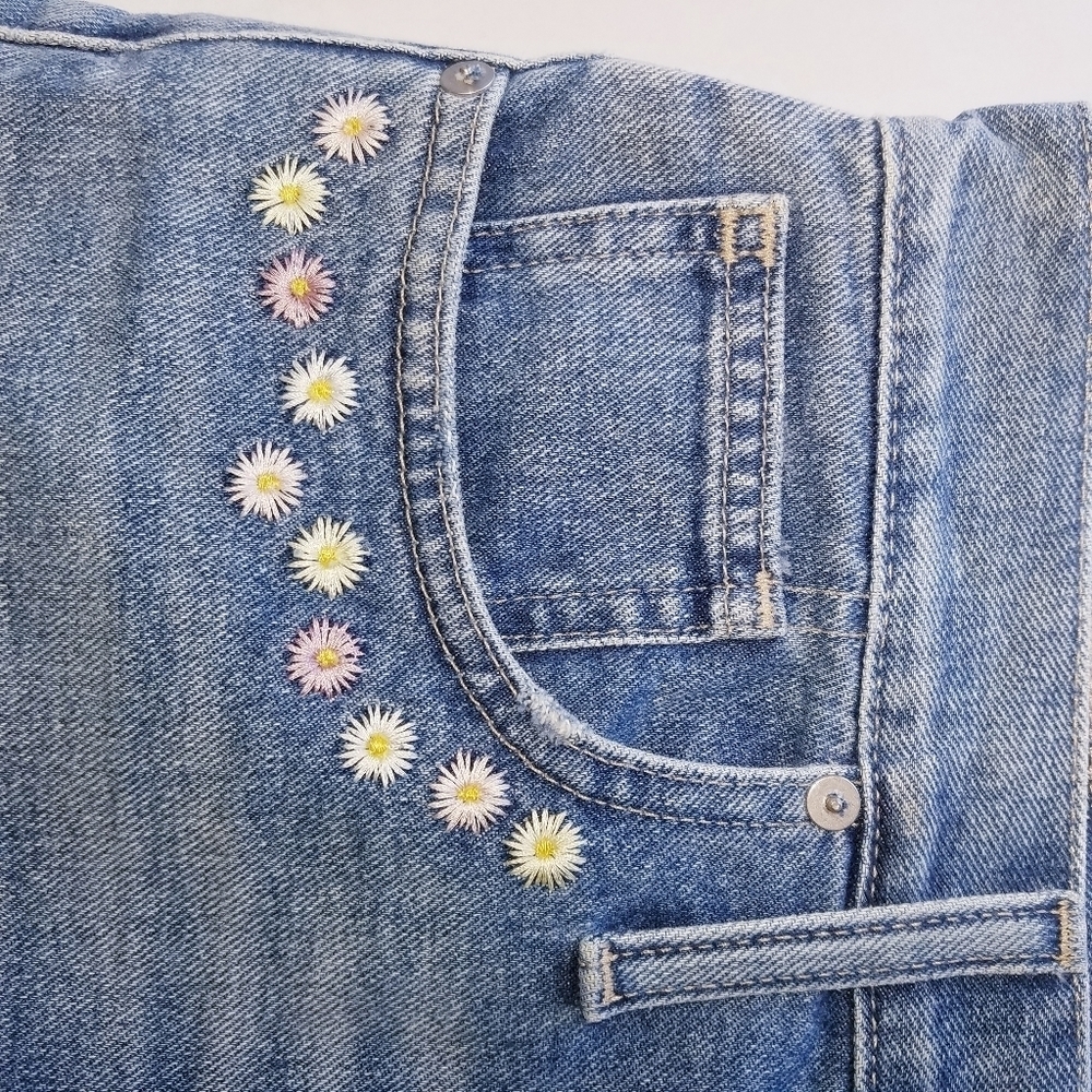 Madewell | Embroidery Summer shorts, size 28 - Picture 16 of 16
